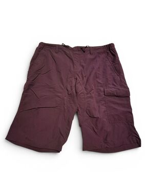 MEC Men's Cargo Shorts in Burgundy